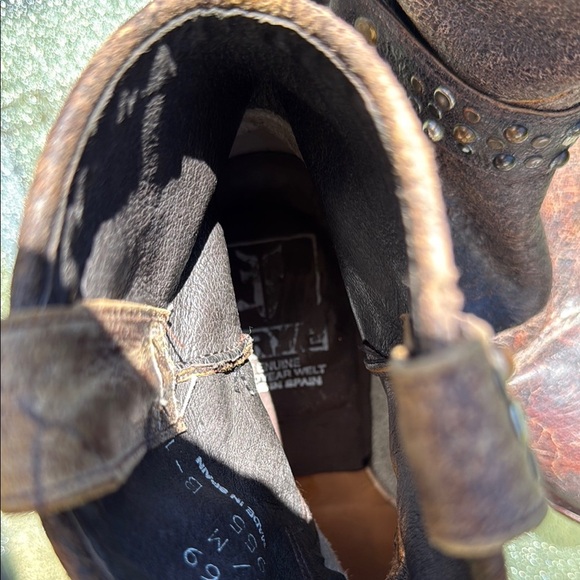 Frye Brown Leather Studded Boots size 7 - Picture 2 of 8